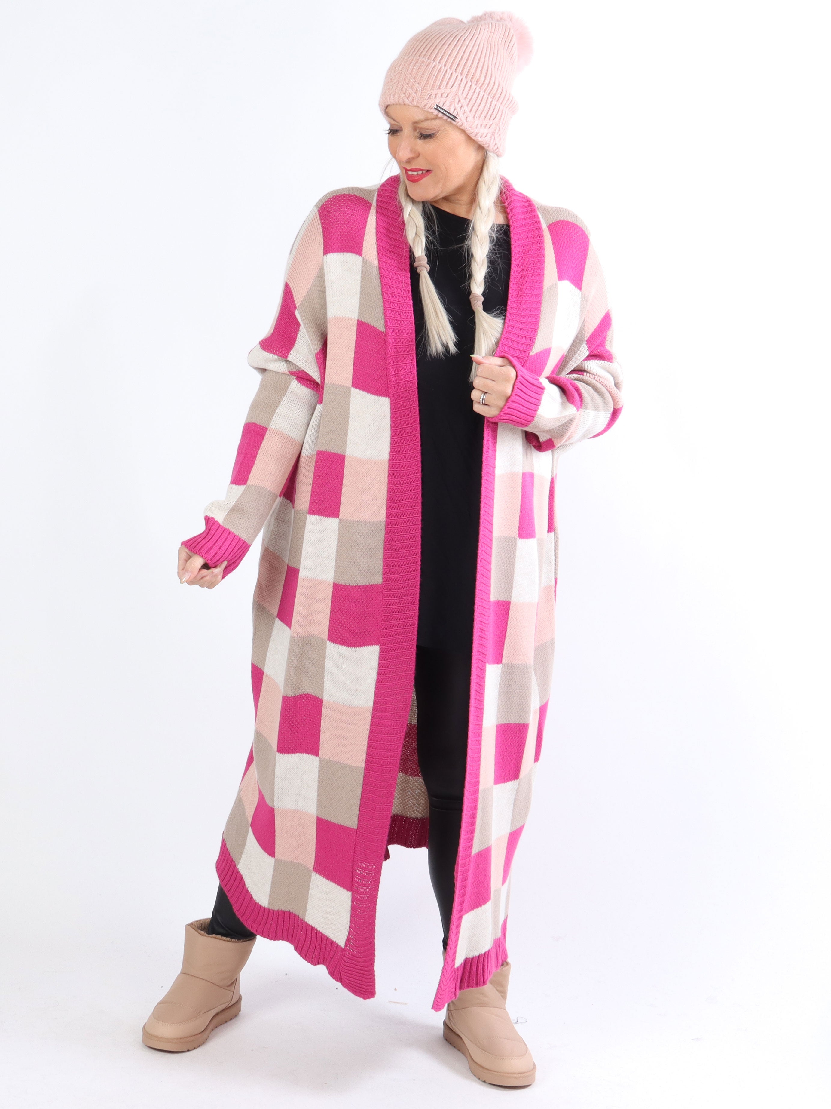 Nanami - Lang plus size strikcardigan i flerfarvet tern